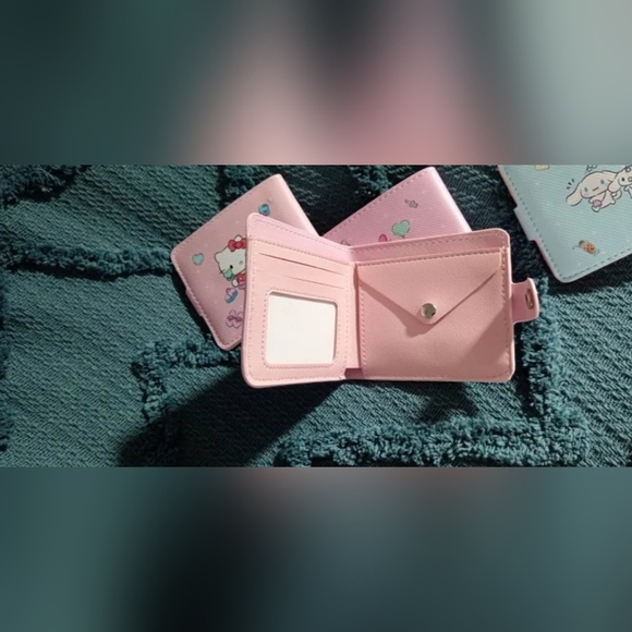 Hello kitty wallet - Picture 4 of 5